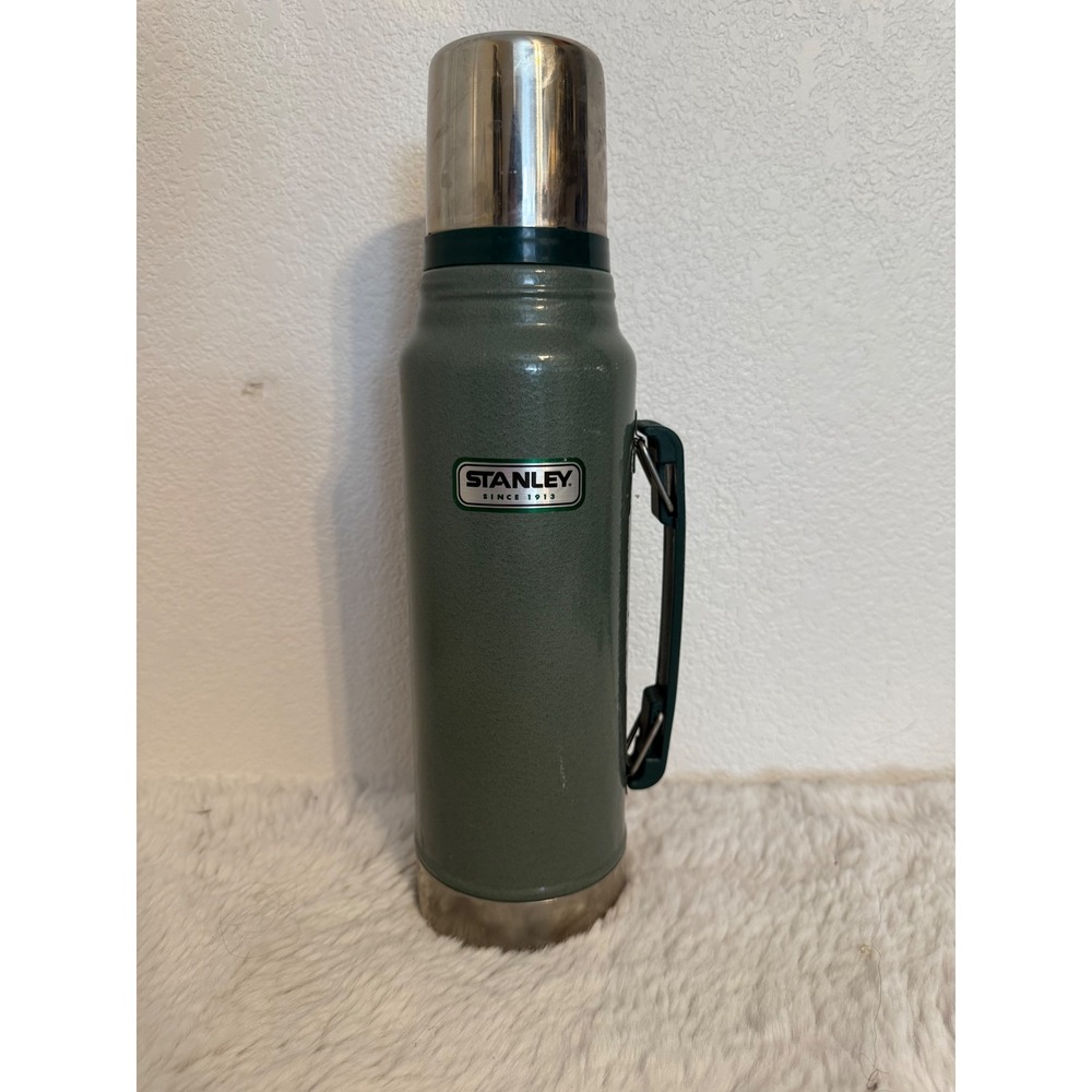 Vintage Stanley Thermos 1.1 Quart Green Insulated Bottle with‎ Handle